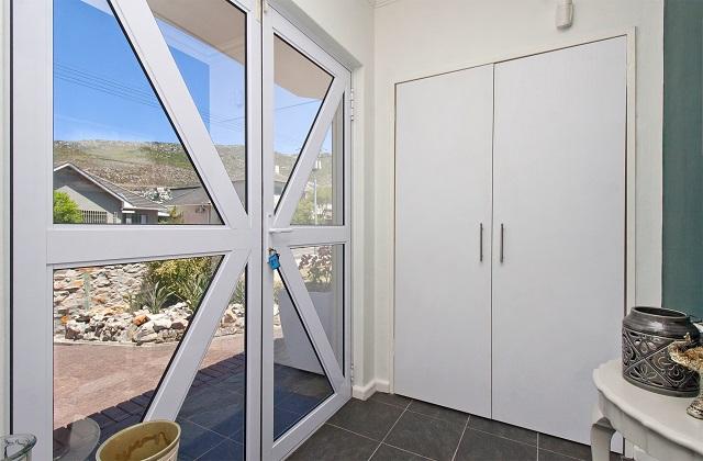 3 Bedroom Property for Sale in Fish Hoek Western Cape